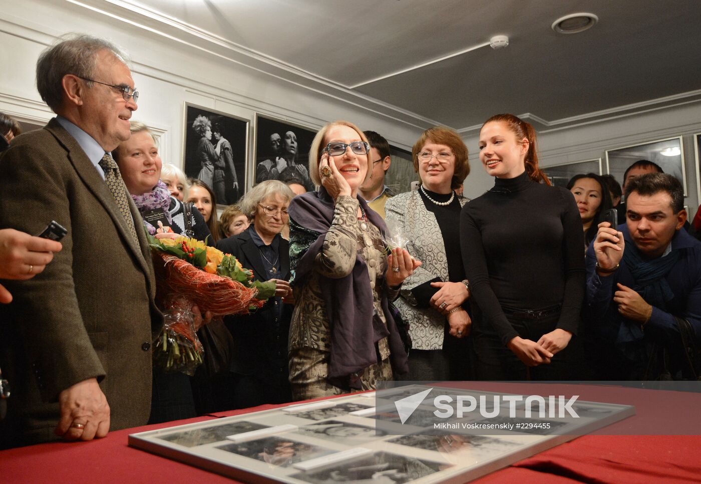 Exhibition devoted to Inna Churikova's jubilee opens