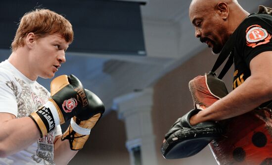 Boxing. Alexander Povetkin and Wladimir Klitschko training before fight