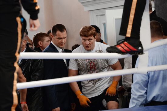 Boxing. Training of A.Povetkin and Vladimir Klitschko before fight