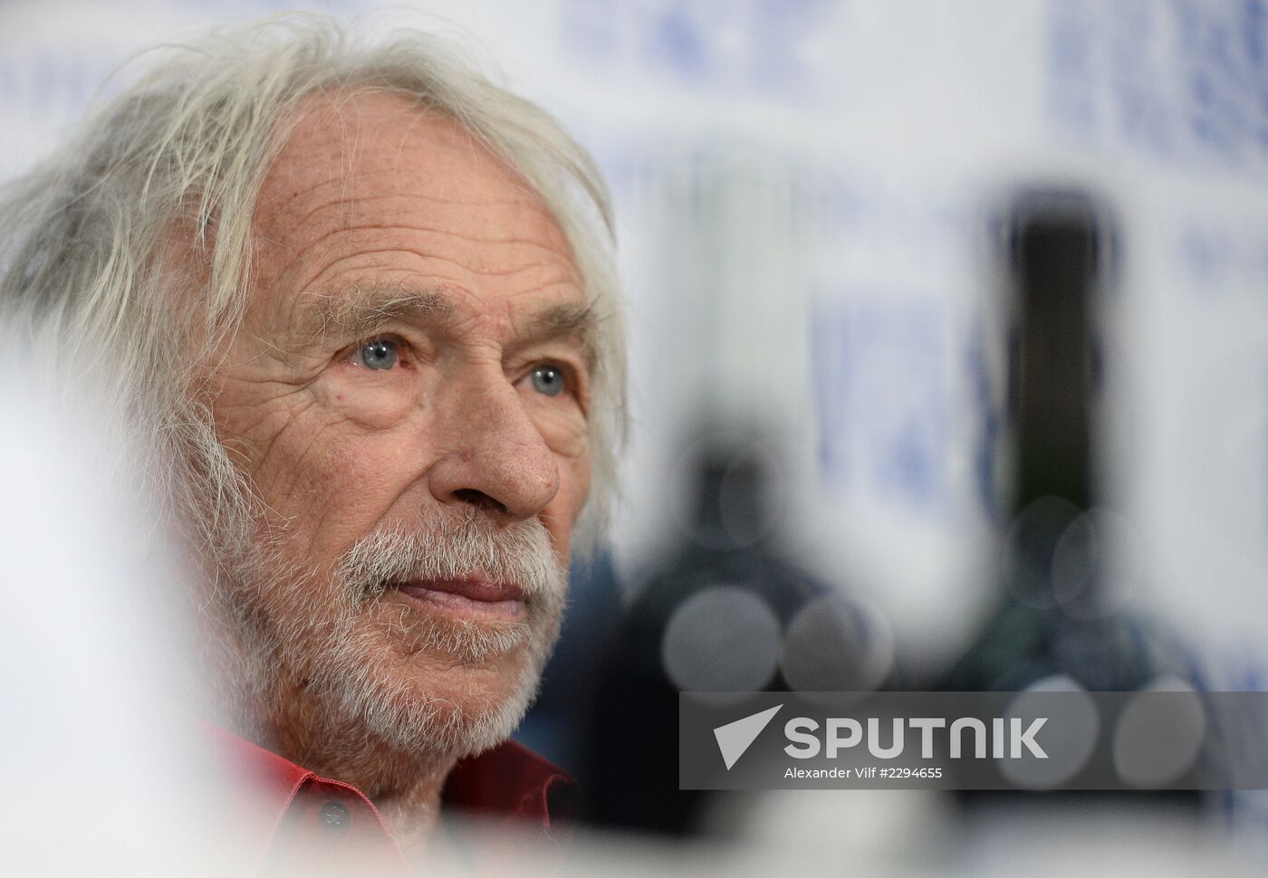 News conference with French actor Pierre Richard