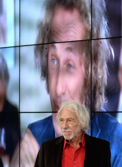 News conference with French actor Pierre Richard