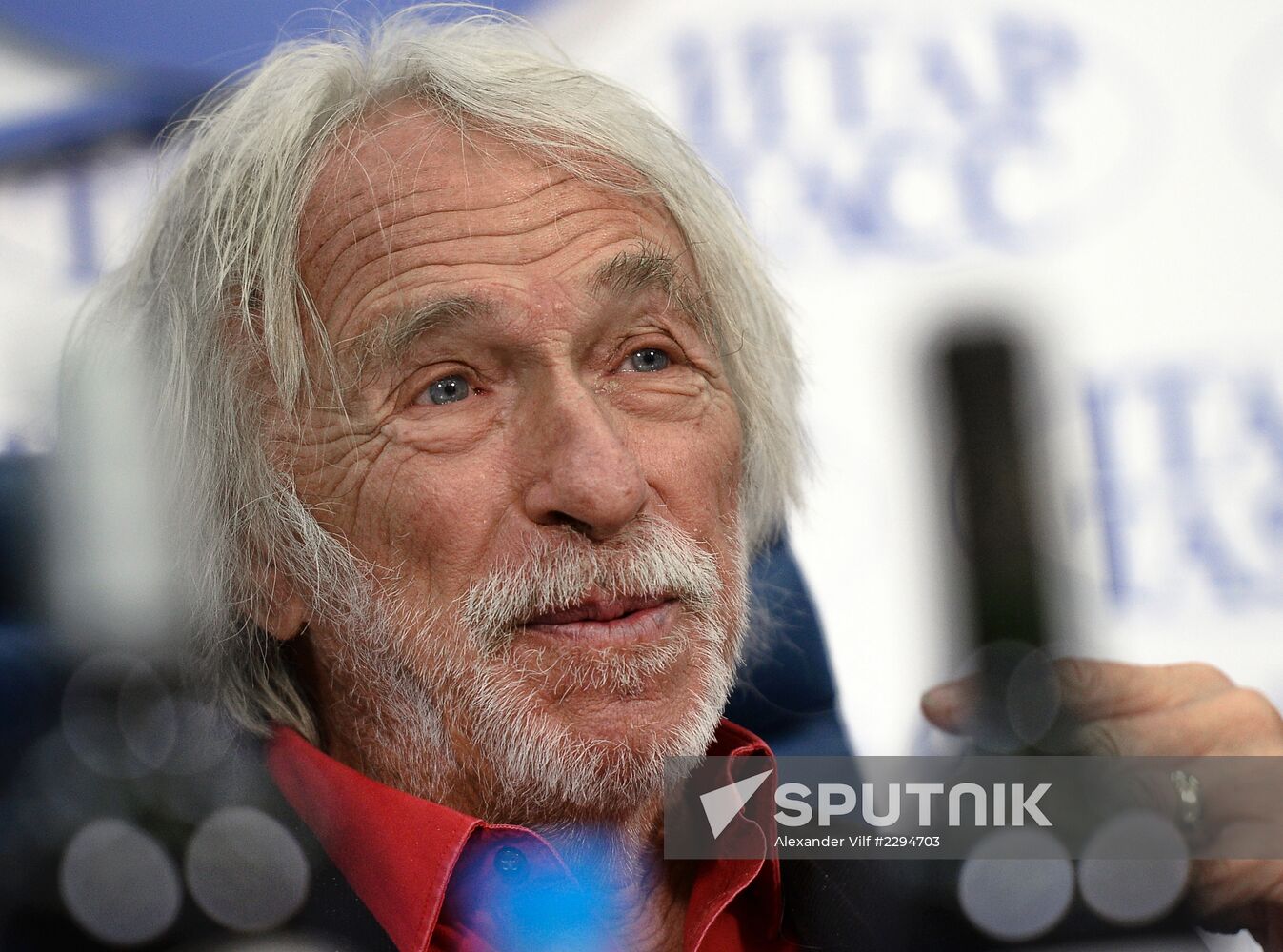 News conference with French actor Pierre Richard
