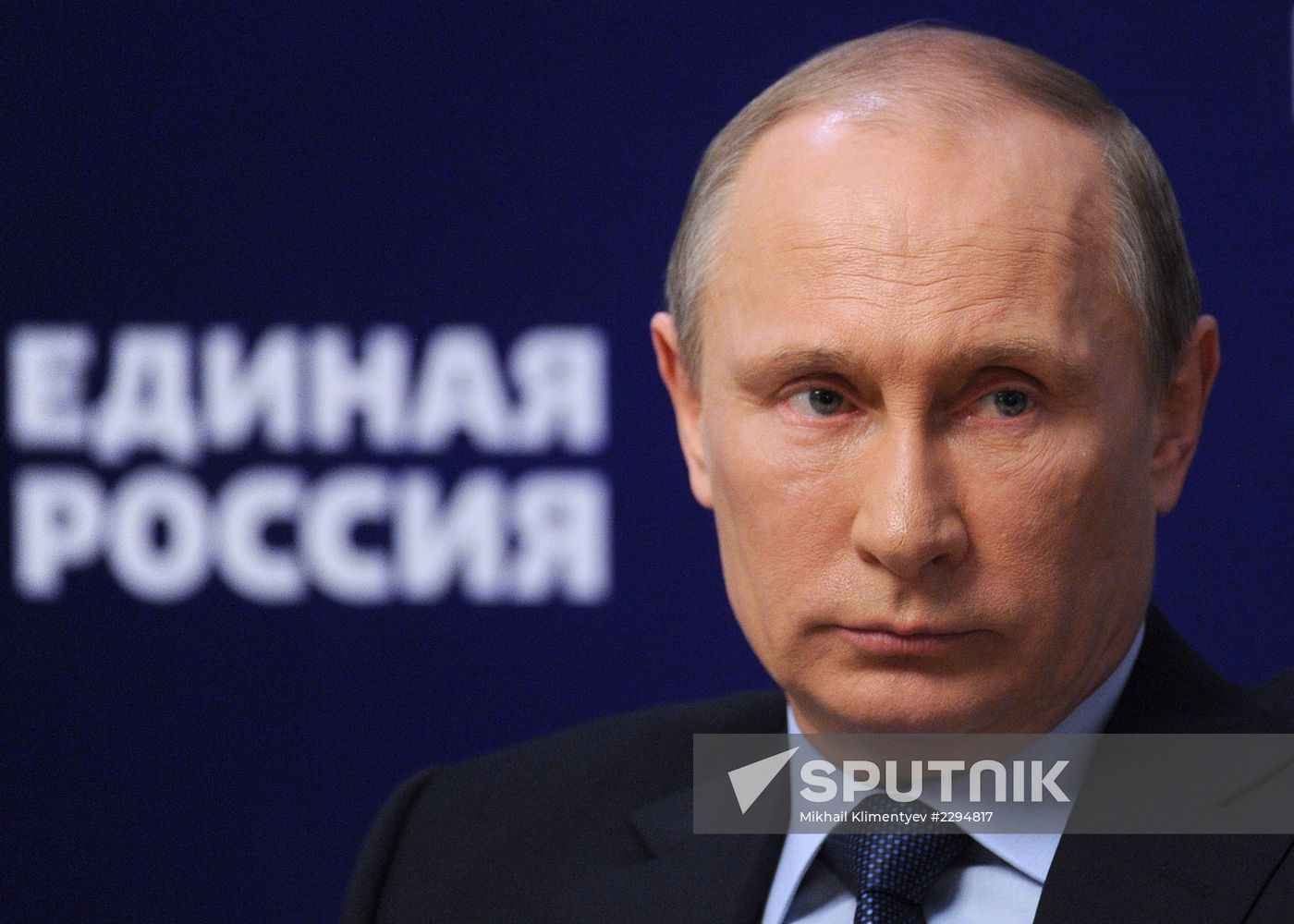 Putin,Medvedev meet with United Russia Party activits