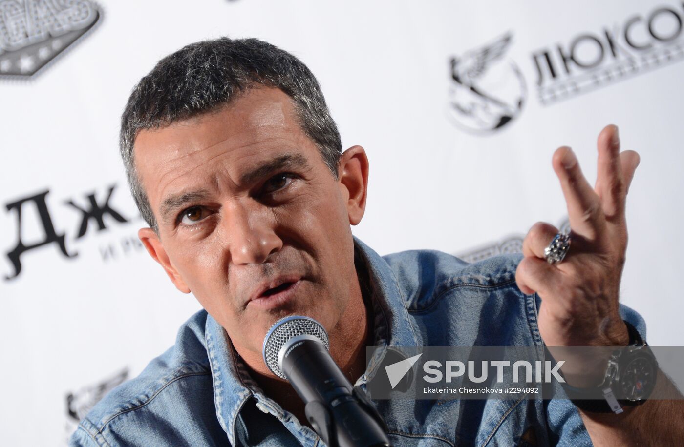 Ceremony of laying Antonio Banderas star of fame