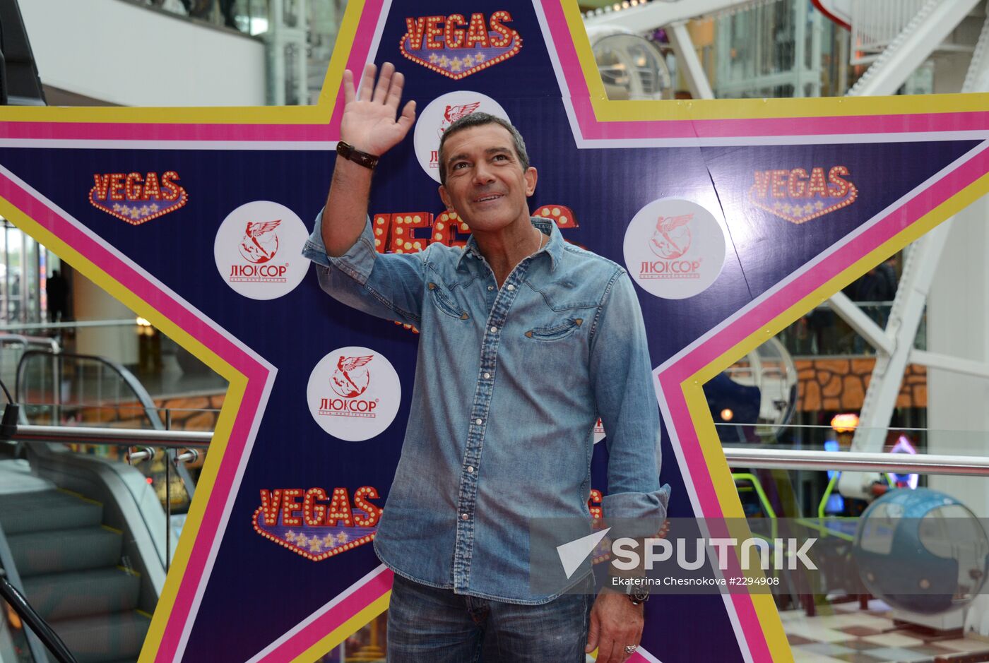 Ceremony of laying Antonio Banderas star of fame