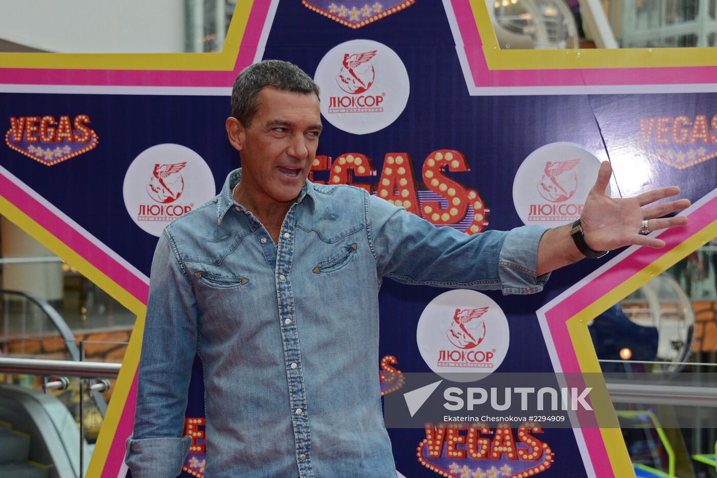 Ceremony of laying Antonio Banderas star of fame