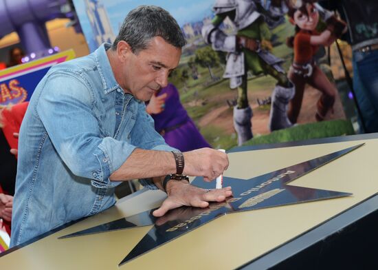 Ceremony of laying Antonio Banderas star of fame