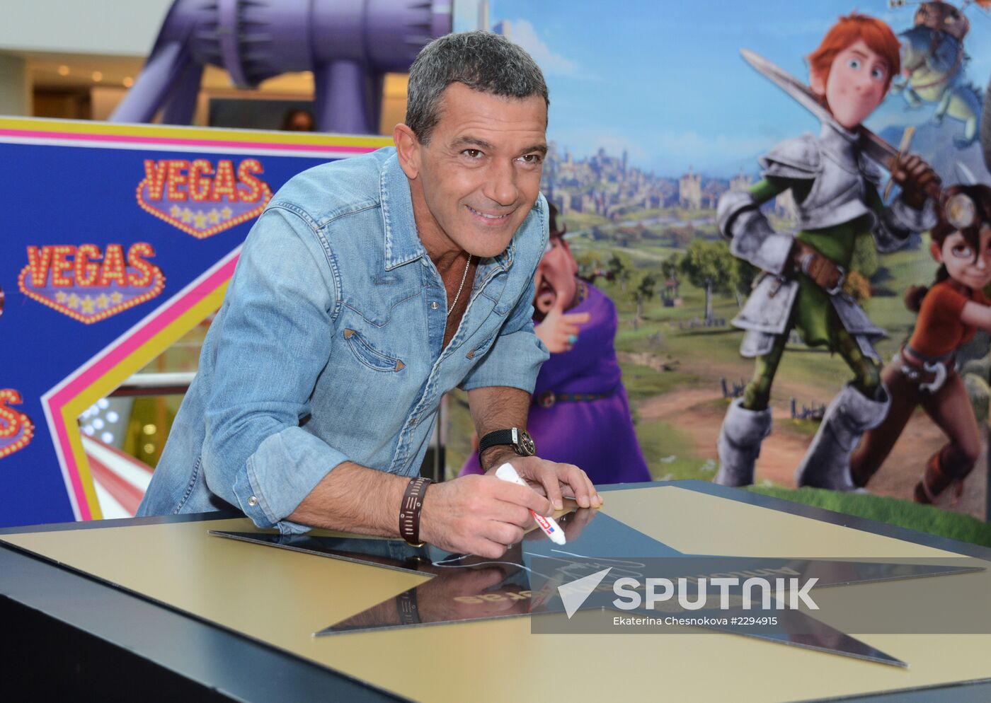 Ceremony of laying Antonio Banderas star of fame