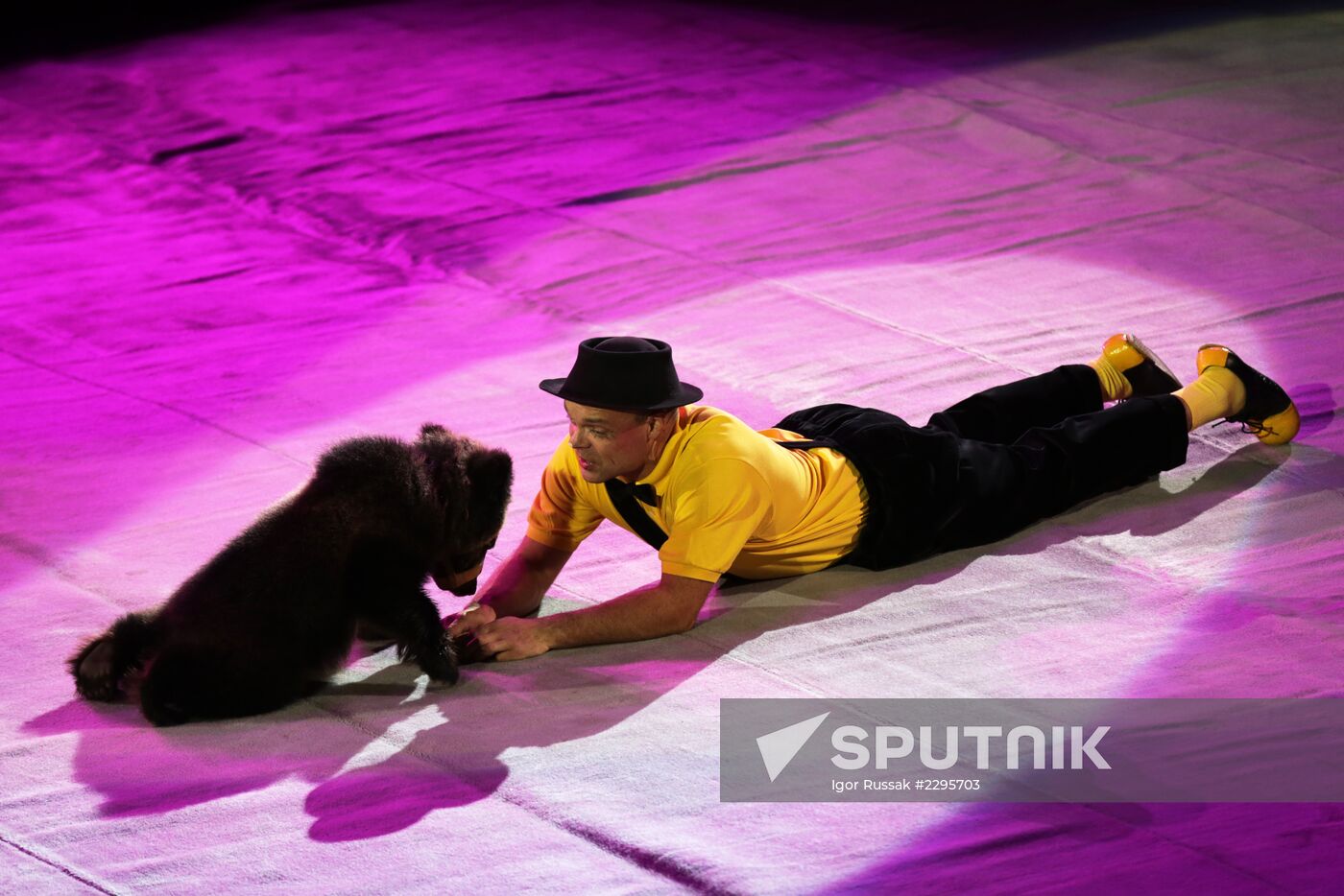 New program in Slava Polunin Circus