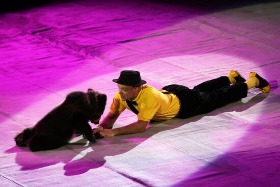 New program in Slava Polunin Circus