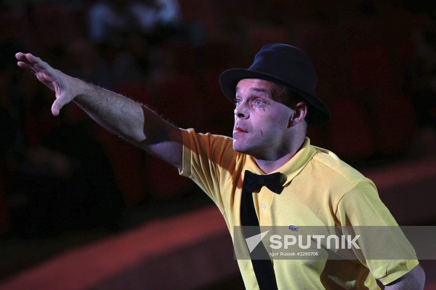 New program in Slava Polunin Circus