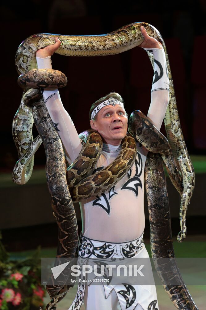 New program in Slava Polunin Circus