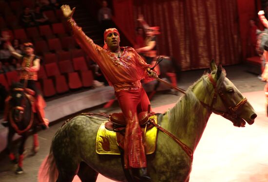 New program in Slava Polunin Circus