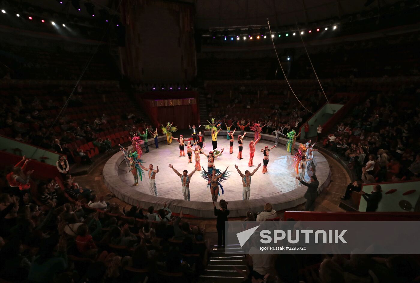 New program in Slava Polunin Circus