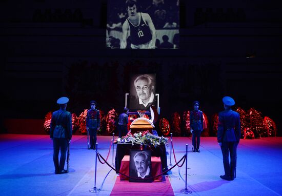 Funeral service for Soviet basketball player Sergey Belov
