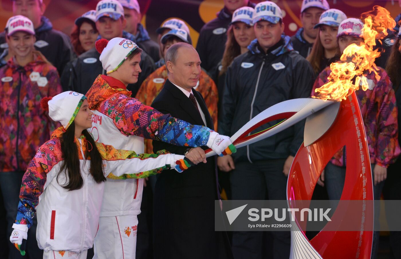 Start of Sochi 2014 Olympic torch relay