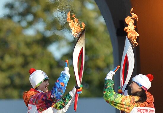 Start of Sochi 2014 Olympic torch relay