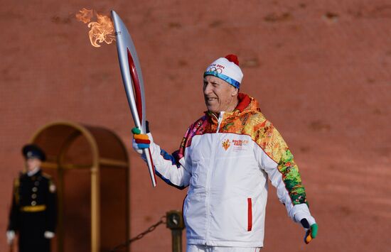 Start of Sochi 2014 Olympic torch relay