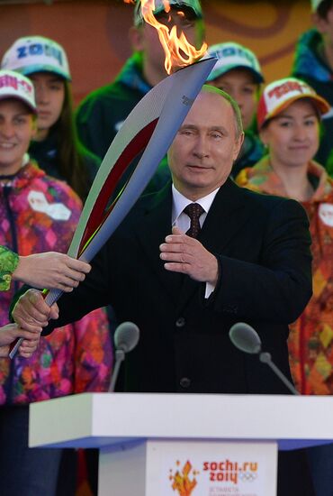 Start of Sochi 2014 Olympic torch relay
