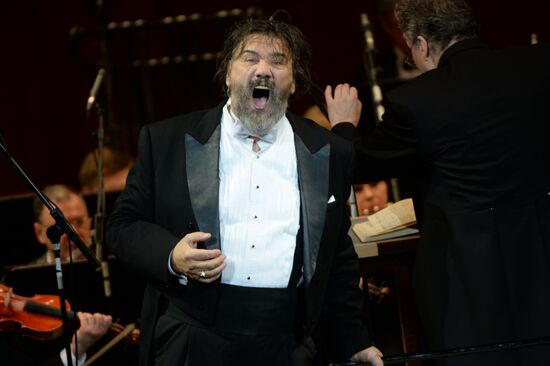 Vladimir Matorin gives anniversary concert