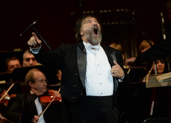 Vladimir Matorin gives anniversary concert