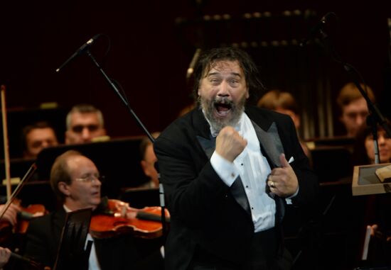 Vladimir Matorin gives anniversary concert