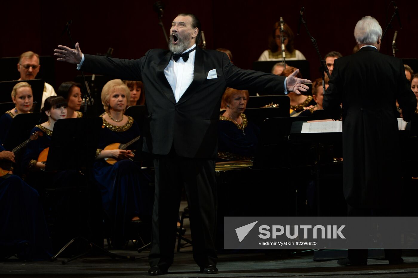 Vladimir Matorin gives anniversary concert