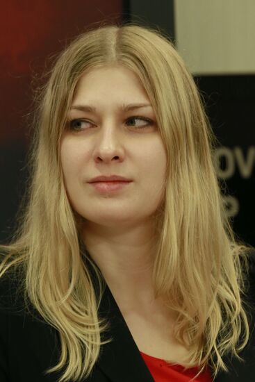 News conference on amendments to anti-smoking laws