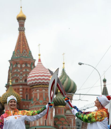 Olympics torch relay. Moscow. Day One