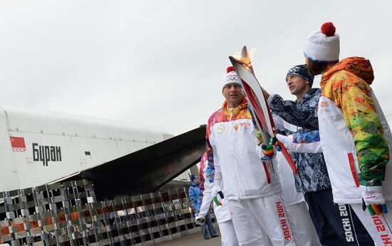 Olympics torch relay. Moscow. Day One