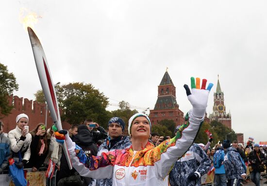 Olympics torch relay. Moscow. Day One