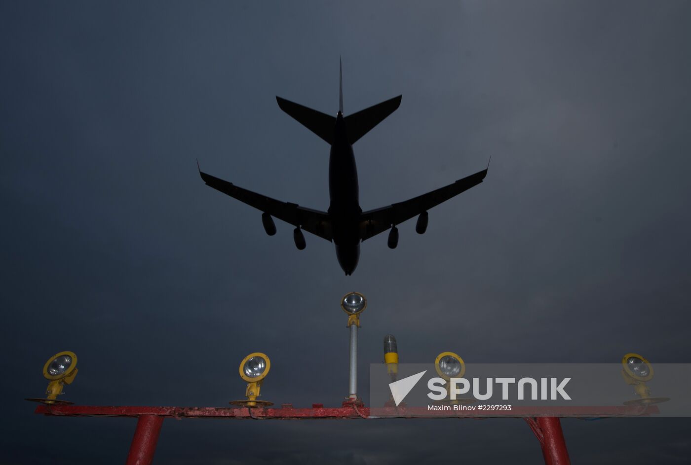 Airliner landing at Sheremetyevo airport