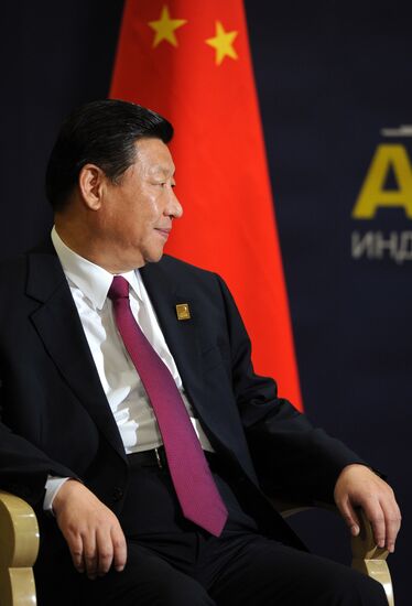 Vladimir Putin participates in APEC summit
