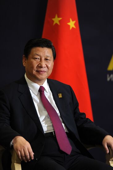 Vladimir Putin participates in APEC summit