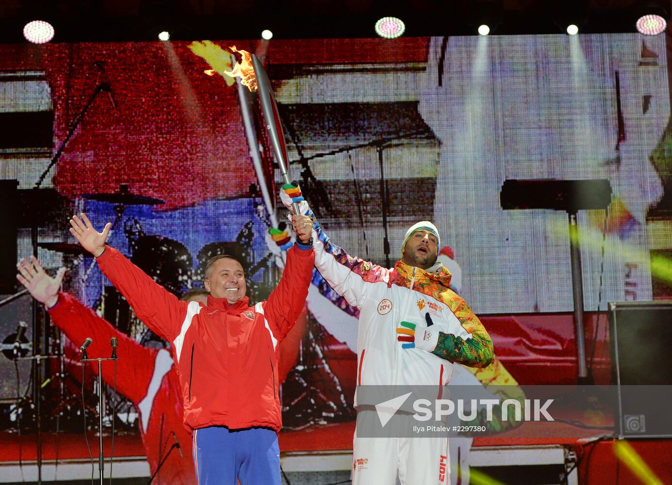 Olympics torch relay. Moscow. Day One