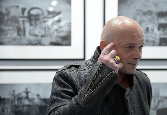 Presentation of Fyodor Bondarchuk's photography project "Stalingrad"