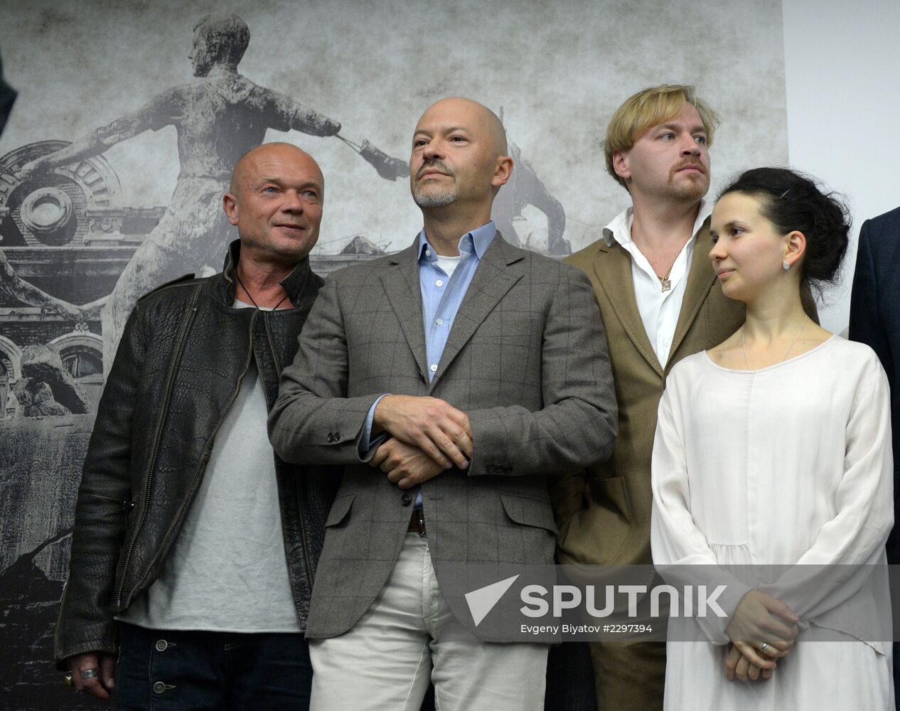 Presentation of Fyodor Bondarchuk's photography project "Stalingrad"