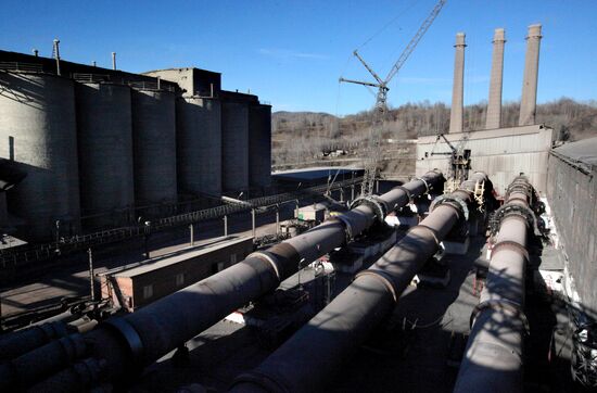Teploozersk cement plant
