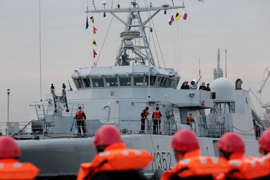 NATO permanent minesweeping ships arrive in St Petersburg