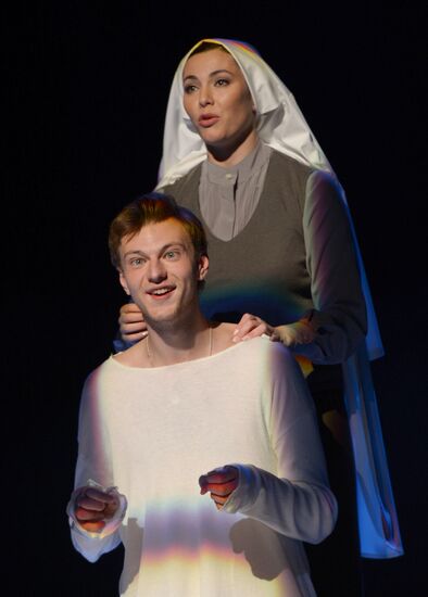 Play Flowers For Algernon