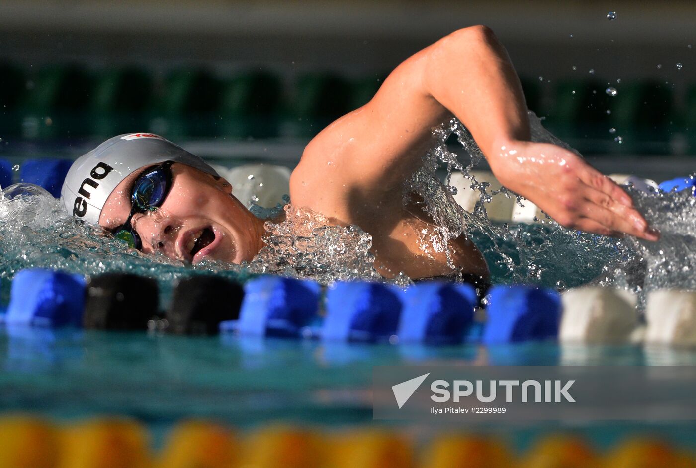 FINA Swimming World Cup. Day One