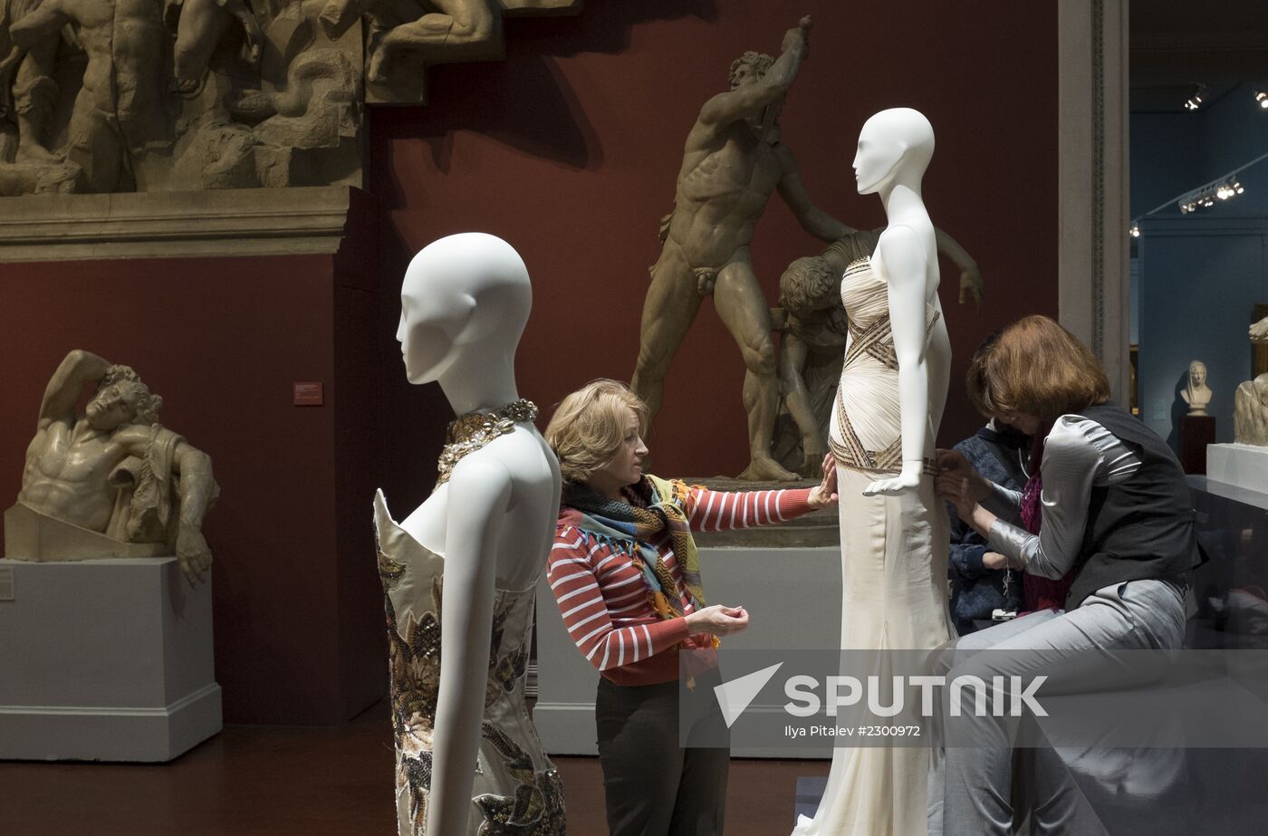 Valentin Yudashkin. Fashion in the Art Space exhibition opened