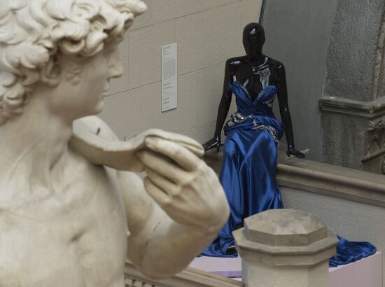Valentin Yudashkin. Fashion in the Art Space exhibition opened