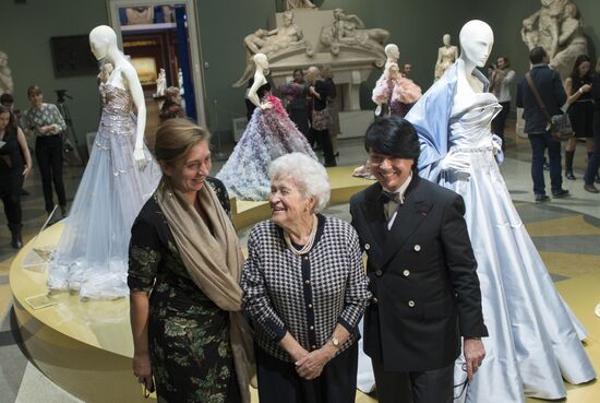 Valentin Yudashkin. Fashion in the Art Space exhibition opened