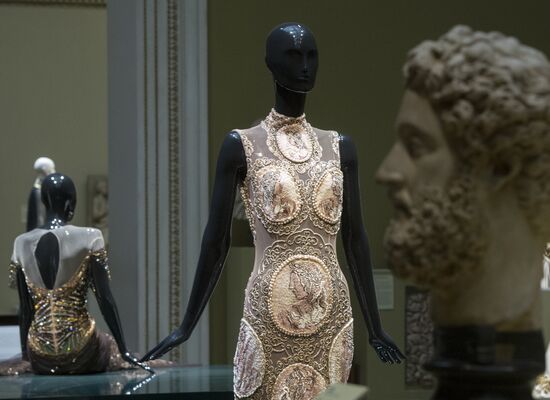 Valentin Yudashkin. Fashion in the Art Space exhibition opened