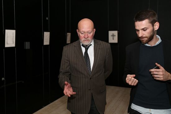 Private viewing of exhibition by Igor Vulokh