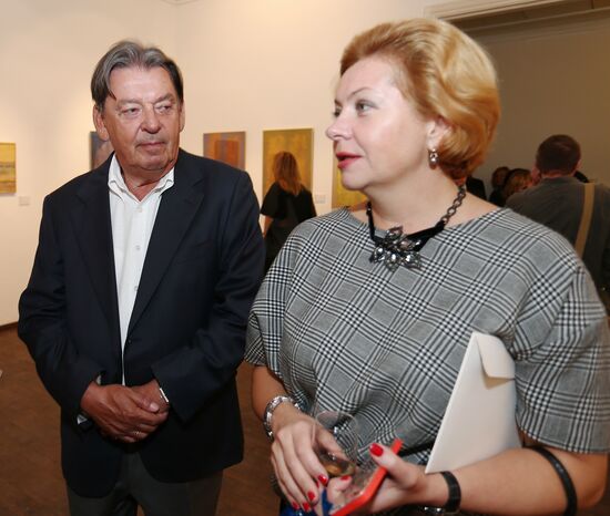 Private viewing of exhibition by Igor Vulokh