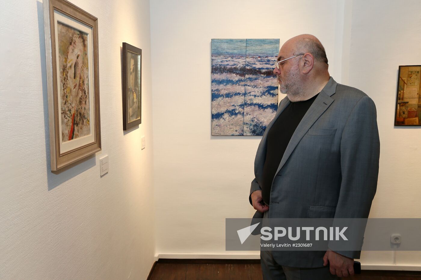 Private viewing of Igor Vulokh exhibition