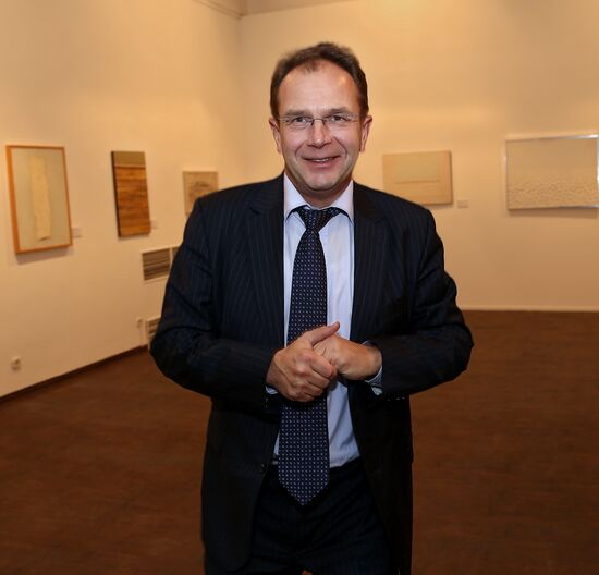 Private viewing of Igor Vulokh exhibition