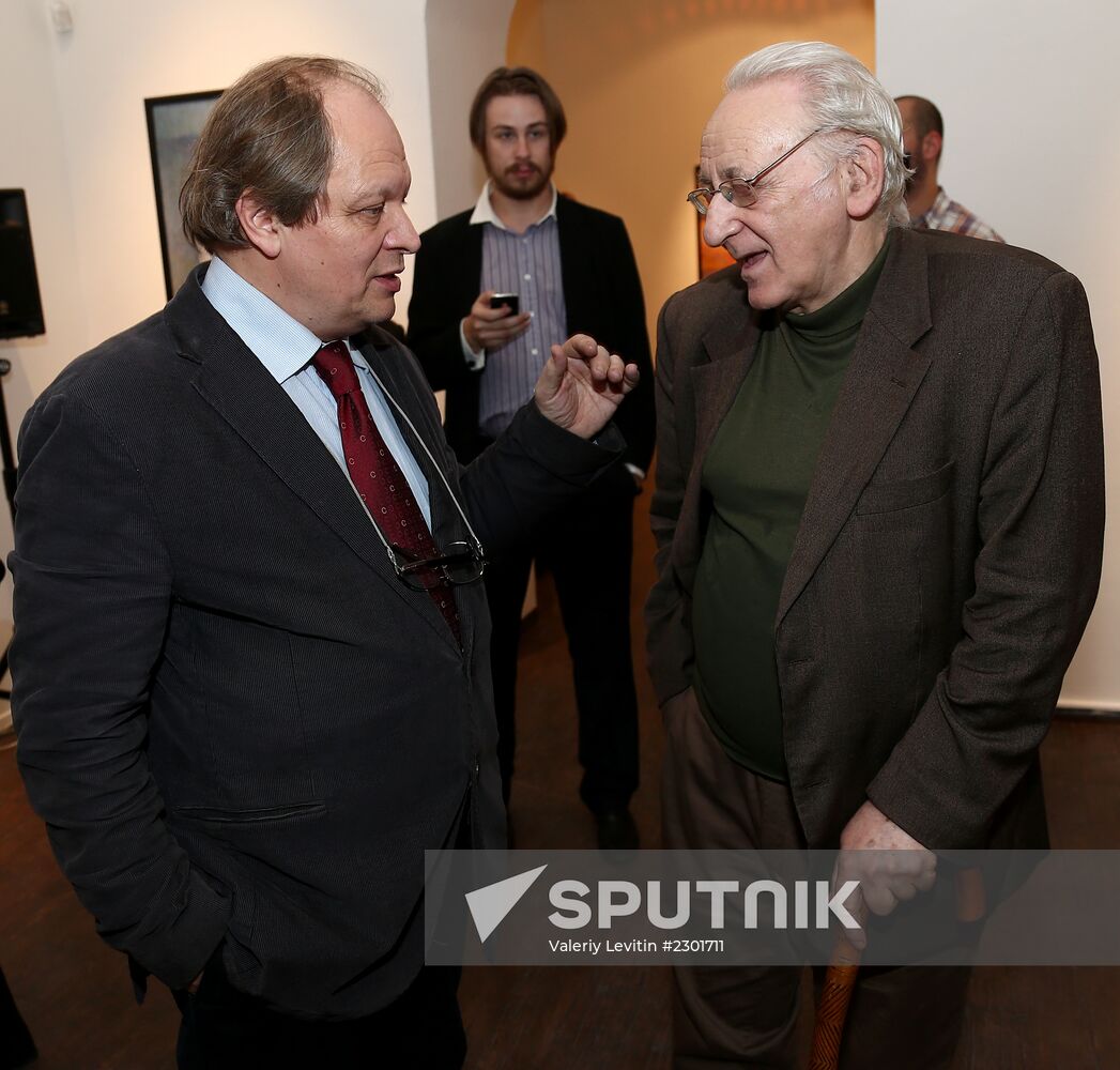 Private viewing of Igor Vulokh exhibition